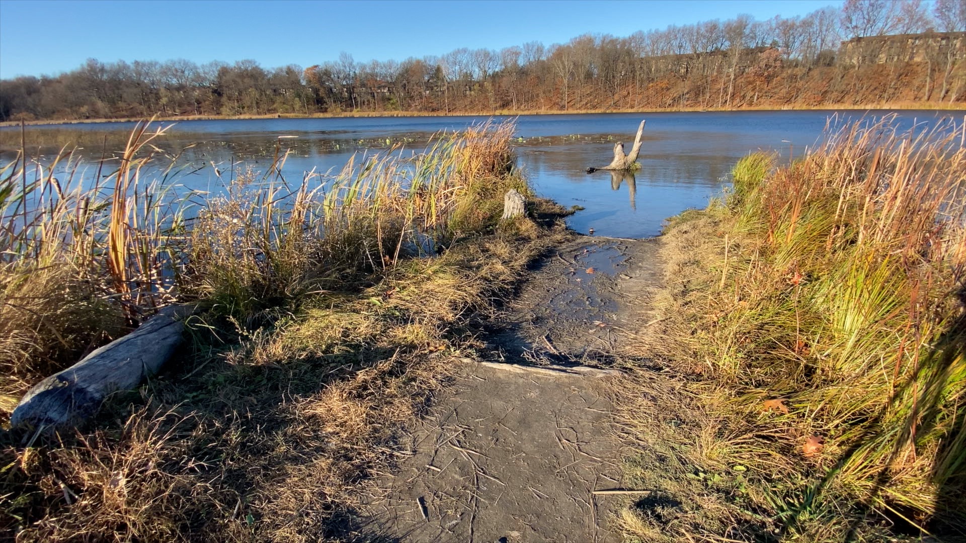 Lake3_30fps_23secs_L_1080