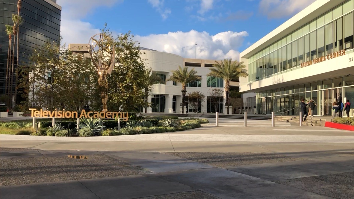 Modern_Building_2_Landscape_1182 x 665