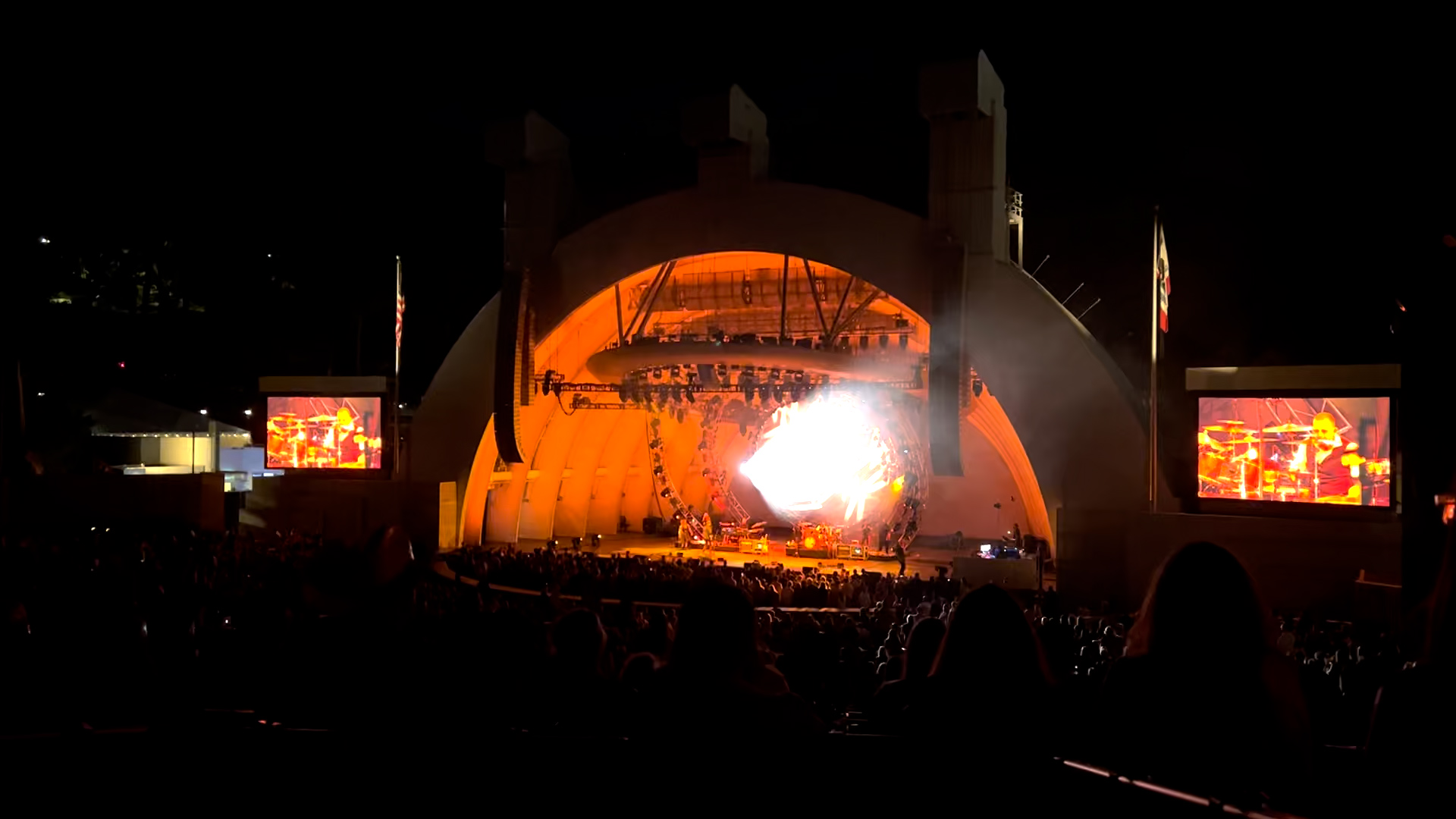 hollywood bowl_clip1_30fps_7sec_JPG